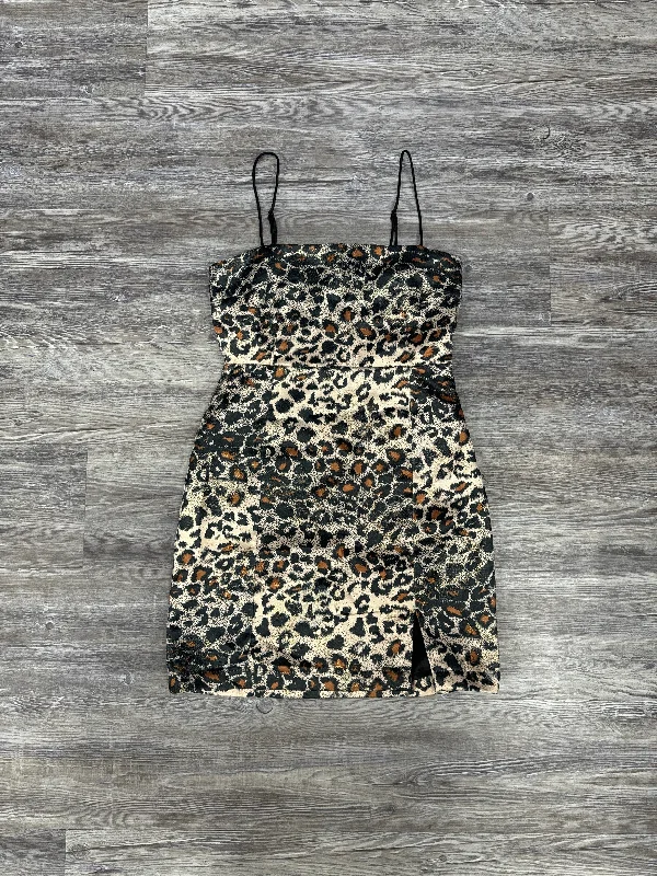 Dress Party Short By Urban Outfitters  Size: S